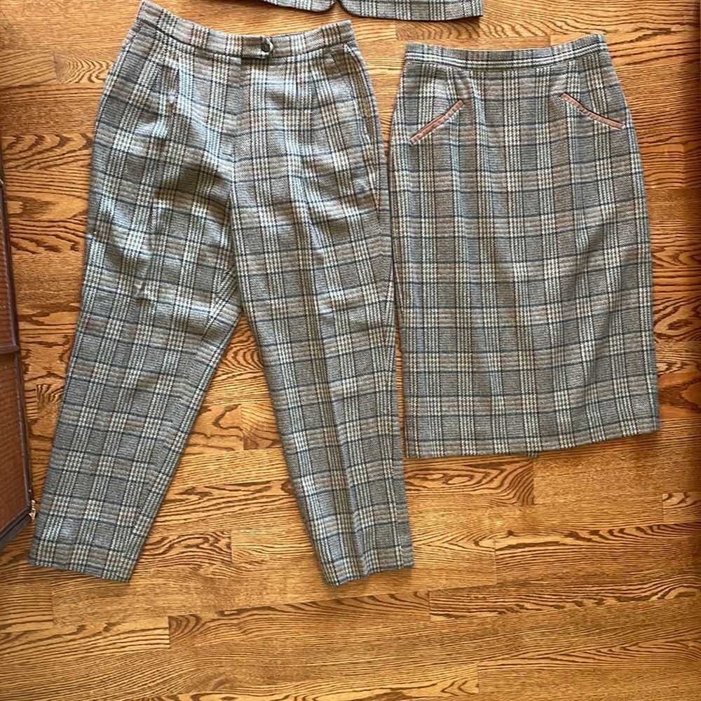 Country Shop Vintage Three Piece Wool Plaid and Suede Trim Suit - Picture 4 of 13